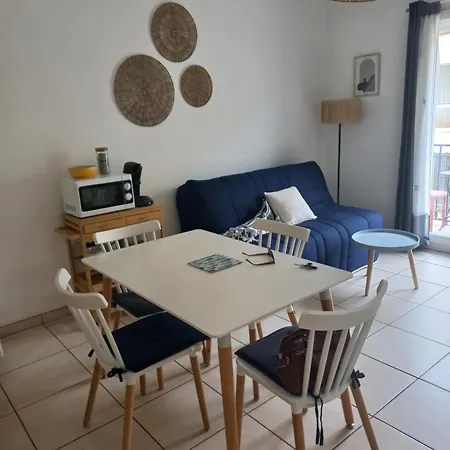 Vue Laterale Mer, 1 , Wifi, Climatisation, Parking Securise Couvert 아파트