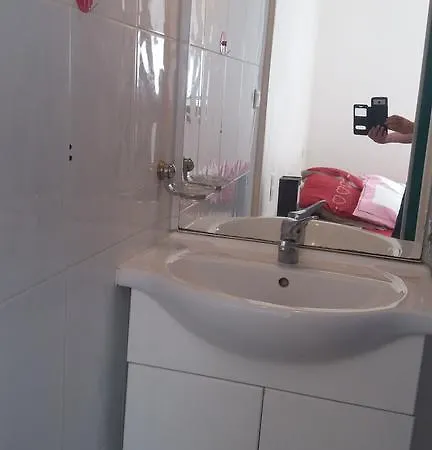 Vue Laterale Mer, 1 , Wifi, Climatisation, Parking Securise Couvert