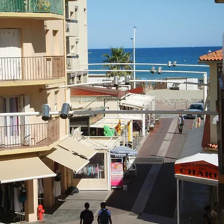 Apartment Vue Laterale Mer, 1 , Wifi, Climatisation, Parking Securise Couvert Canet-en-Roussillon